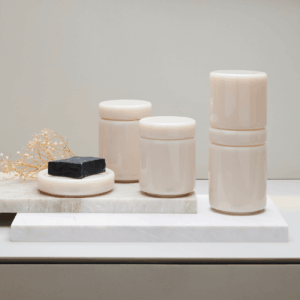 Luna Soap dish (Ø3 ½" x 5 ¼") Resin