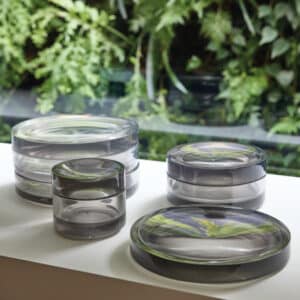 Perfect Box Large Pot (Ø8 ½" x 2 ¾") Resin