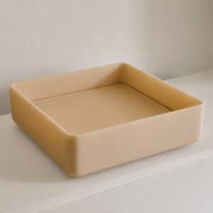 Borda Fina Square With Internal Tray (15 ¾" x 15 ¾" x 5") Resin