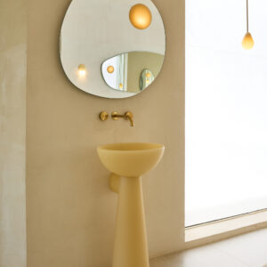 Relíquia, Hydraulic Wall, Freestanding Lavatory, (17 ¾" x 35 ½" x 15 ¾") Resin